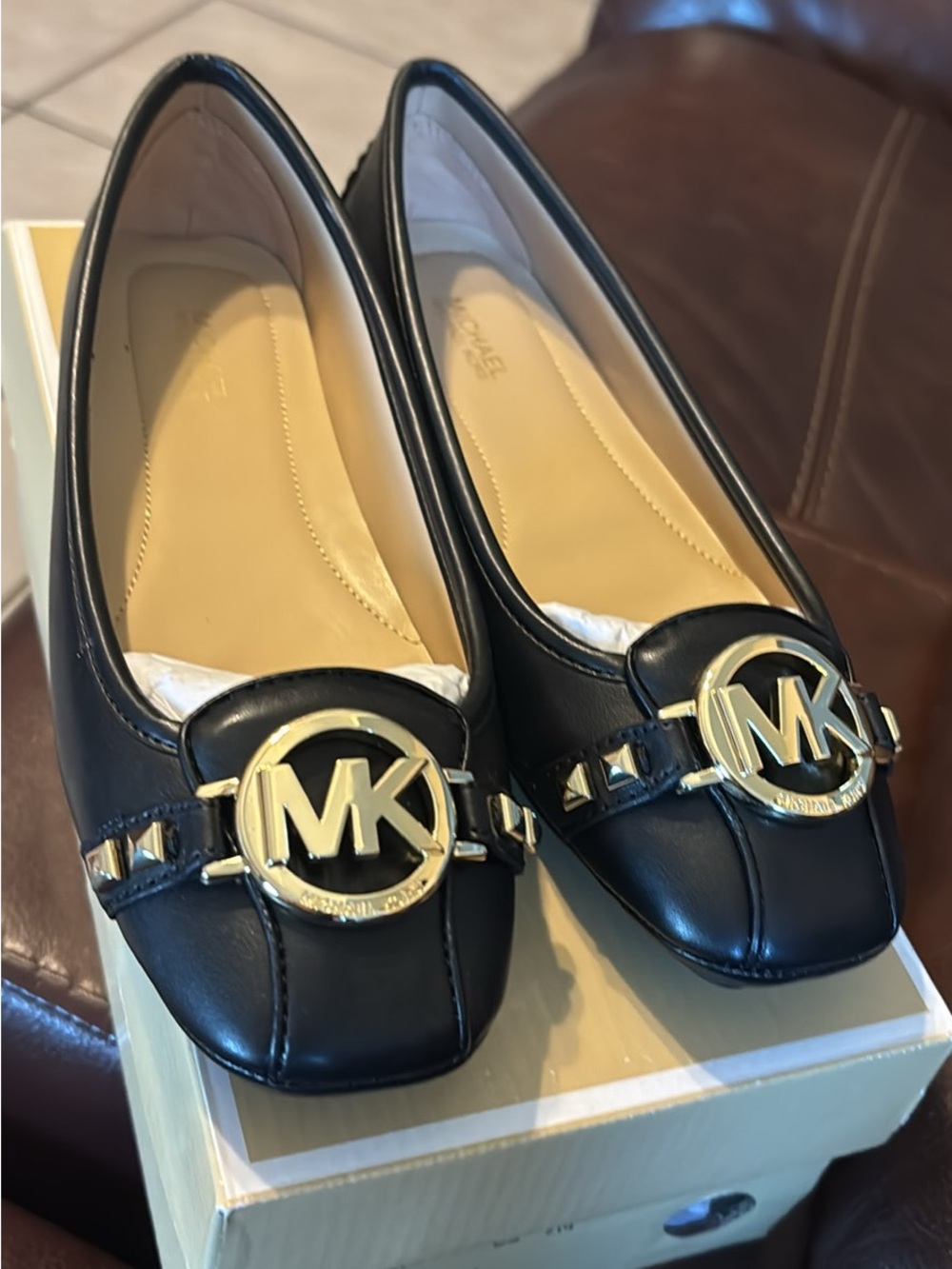 Michael Kors Black Fulton Leather MK Logo Ballet Flats. New in box. Size 7.